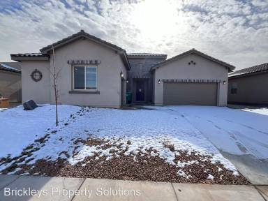 Main picture of 3940 Kodiak Rd NE