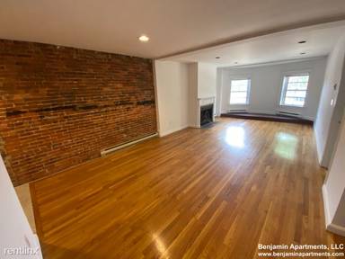 Main picture of 1750 Washington St