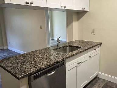 Main picture of 66 Jackson Ave