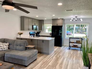 Main picture of 11281 W Bayshore Dr