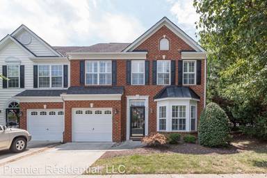 Main picture of 5911 Chapel Lawn Ter