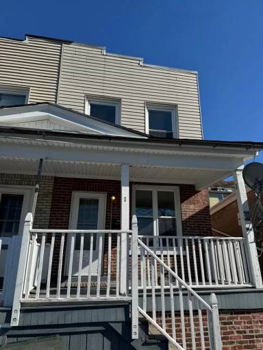 Main picture of 673 Lamb St