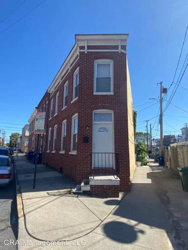 Main picture of 851 Carroll St