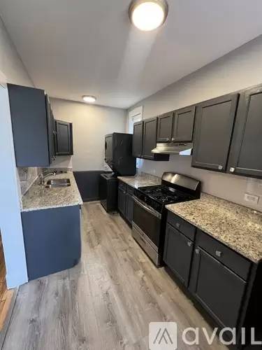 Main picture of 4640 S Saint Lawrence Ave