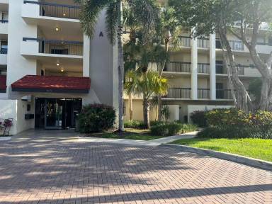 Main picture of Delray Racquet Club Condo