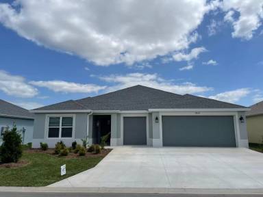 Main picture of 2412 Manisha Ln
