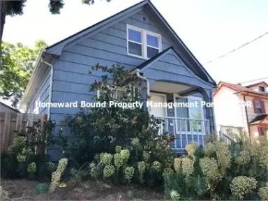 Main picture of 1124 NE Roselawn St
