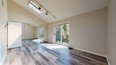 Main picture of 426 Courtland Ave