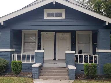 Main picture of 1833 Broadway St