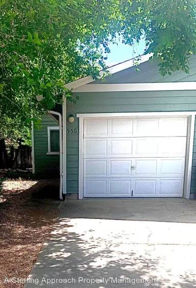 Main picture of 950 S Wild Phlox Way