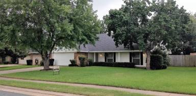 Main picture of 519 Southwood Dr