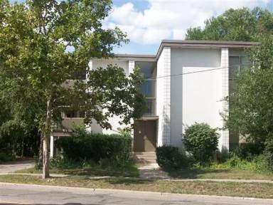 Main picture of 323 Packard Rd at Division St.