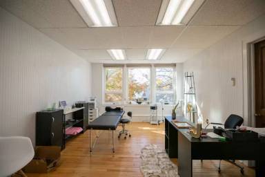 Main picture of 516 Main St
