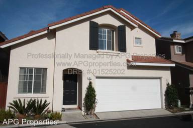 Main picture of 11 Gretchen Ct