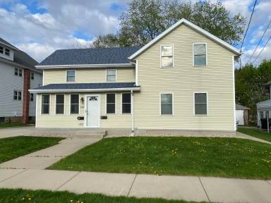 Main picture of 133 S 5th St
