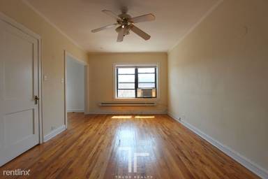 Main picture of 540 W Wellington Ave