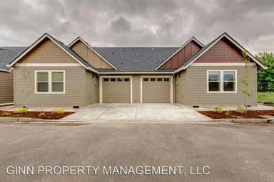 Main picture of 8119 NE 20th St