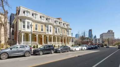 Main picture of 3439 Lancaster Ave
