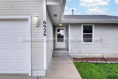 Main picture of 6926 SW 17th St