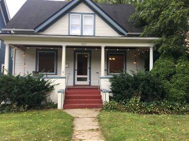Main picture of 1127 W Huron St