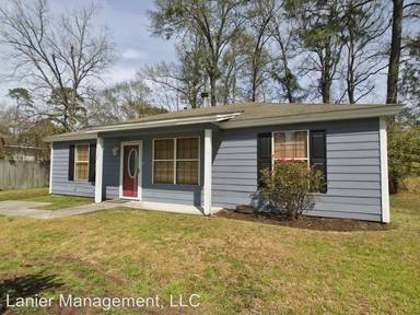 Main picture of 7322 Wisteria St