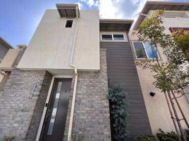 Main picture of 2290 Element Way