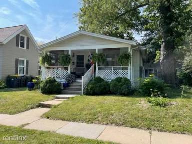 Main picture of 119 N Lucas St