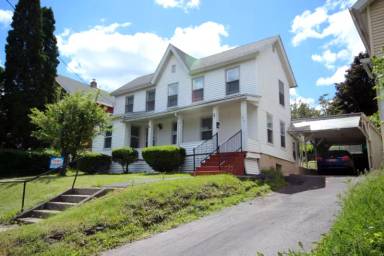 Main picture of 104 Conklin Ave