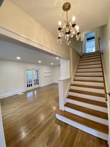 Main picture of 6230 Valley Rd