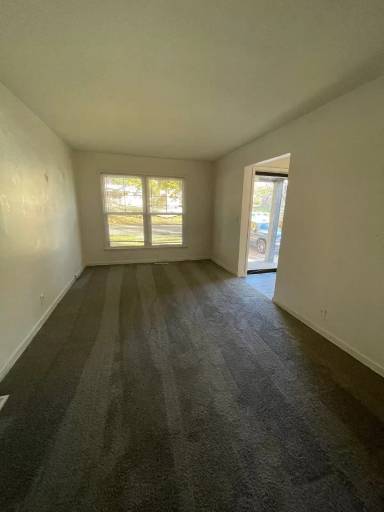 Main picture of 2356 S Broadview St