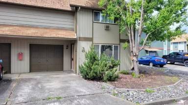 Main picture of 128 Atkinson Ct