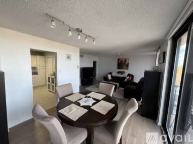 Main picture of McLean House Condo