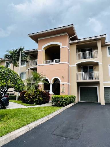 Main picture of 6510 Emerald Dunes Dr