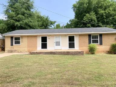 Main picture of 3004 Belafonte Ave NW