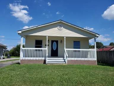Main picture of 1486 Willow St