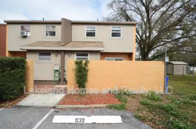 Main picture of 941 Castle Way