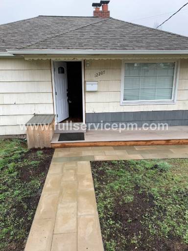 Main picture of 12207 76th Ave S