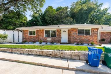 Main picture of 1333 Stillwood Dr NE