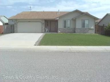 Main picture of 1150 Lindstrom Dr