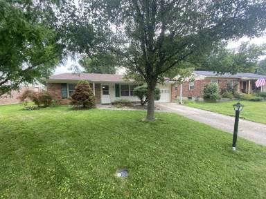 Main picture of 1184 Holz Ave