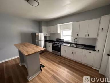 Main picture of 4692 State Rd