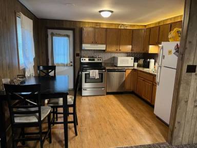 Main picture of 7911 University Ave