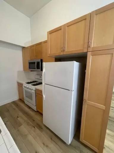 Main picture of 808 Westmount Dr