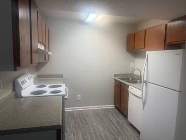 Main picture of 3404 Dill St