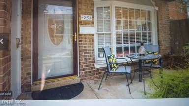 Main picture of 7894 Lakecrest Dr