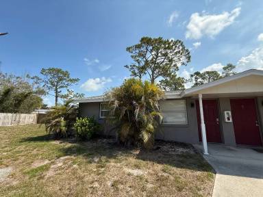 Main picture of 350 N Elm St
