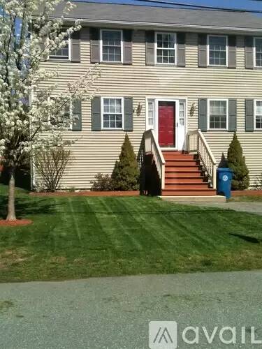Main picture of 7 Rosewood Ave