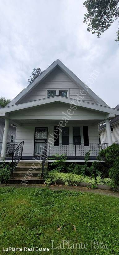 Main picture of 3212 Maher St