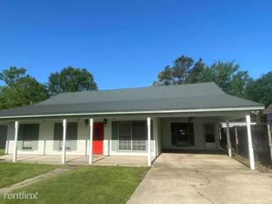Main picture of 30767 Arlington Dr