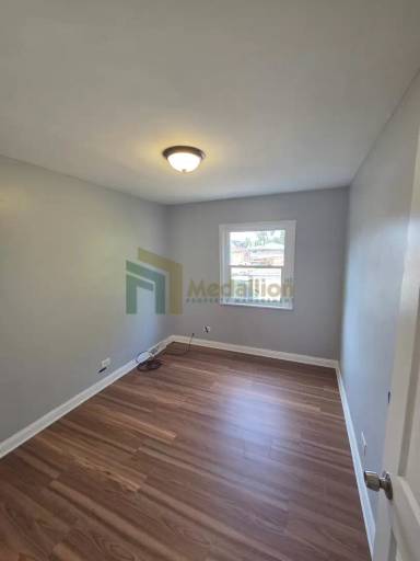 Main picture of 1702 W Edmaire St